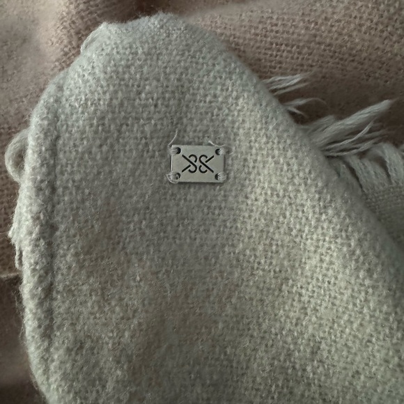 SOIA KYO Cape/poncho - Picture 3 of 4